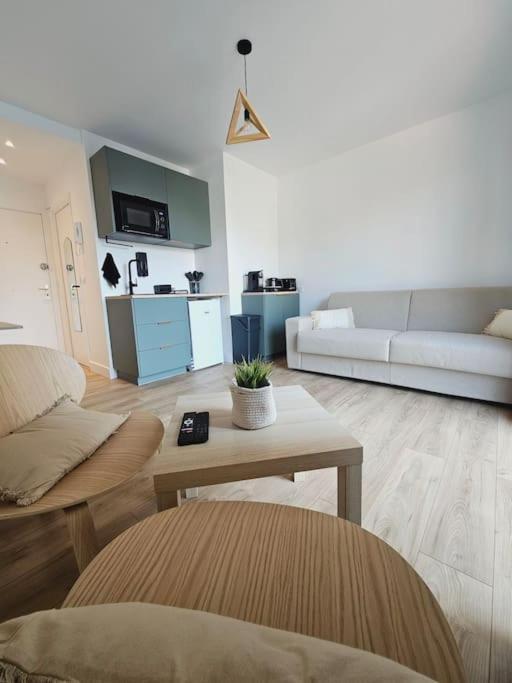 Studio Saint-Laurent-Du-Var Bord De Mer מראה חיצוני תמונה